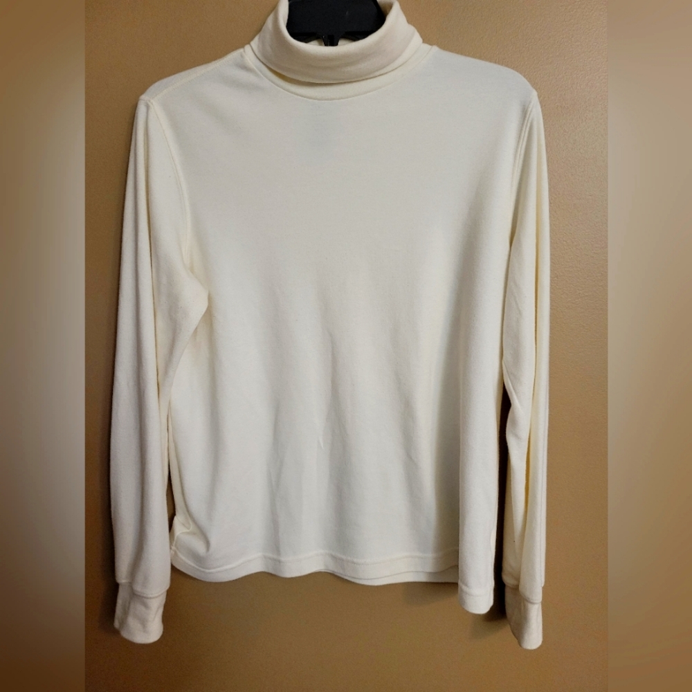 3/$20 Ladies turtleneck Cream Sz Lg
